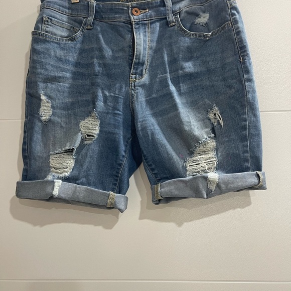 Nice short size 11 Junior girls great condition - Picture 3 of 4